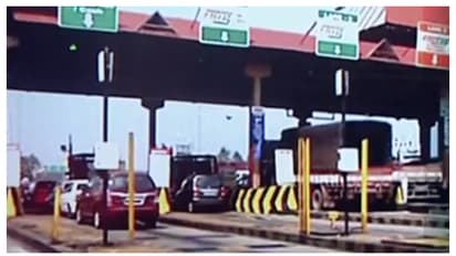 ടോള്പ്ലാസയില് ലോറിയുടമകളുടെ പ്രതിഷേധം, ടോള്ബൂത്ത് തുറന്ന് വാഹനങ്ങള് കടത്തിവിട്ടു