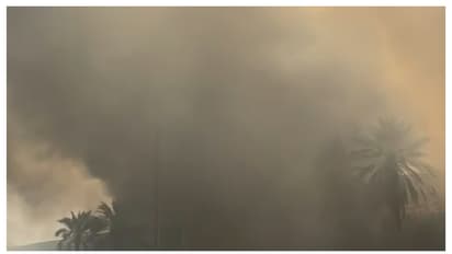 ഷാര്ജയിലും അല് ഐനിലും തീപിടിത്തം, വൻ നാശനഷ്ടം