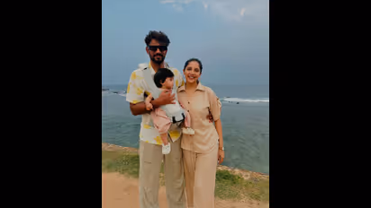 ಫ್ಯಾಮಿಲಿ ಜೊತೆ ಶ್ರೀಲಂಕಾಗೆ ಹಾರಿದ ಡಾರ್ಲಿಂಗ್ ಕೃಷ್ಣ-ಮಿಲನಾ ಜೋಡಿ… ಸಾಥ್ ಕೊಟ್ಟ ಅಮೃತಾ ಅಯ್ಯಂಗಾರ್!