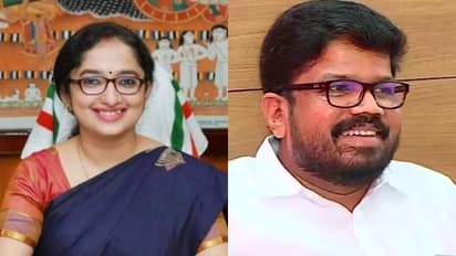 കർണ്ണന് പോലും അസൂയ തോന്നും വിധം ഈ കെകെആ‍‌ർ കവചം! കഠിനാധ്വാനത്തിന്റെ മഷിക്കൂട്: ദിവ്യ എസ് അയ്യർ ഐ എ എസ്