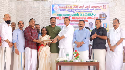 എന്‍.എസ്.എസ് കുവൈത്ത് 'സ്നേഹ വീട്' പദ്ധതിയുടെ ഭാഗമായി നിർമ്മിച്ച വീടുകളുടെ താക്കോല്‍ദാനം നടത്തി