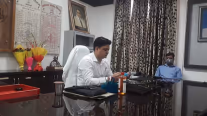 ias nikhil tikaram funde ayodhya new dm up ias transfer list 2025
