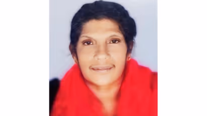 മകനൊപ്പം ബൈക്കിൽ സഞ്ചരിക്കവെ പിന്നിൽ മറ്റൊരു ബൈക്ക് ഇടിച്ചു; ചികിത്സയിലായിരുന്ന വീട്ടമ്മ മരിച്ചു