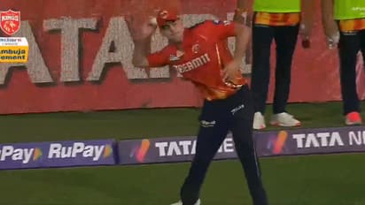 ഫീല്ഡിംഗിനിടെ പഞ്ചാബ് താരത്തിന് സംഭവിച്ചത് ഭീമാബദ്ധം, വെങ്കിടേഷ് അയ്യര്ക്ക് 1 പന്തില് കിട്ടിയത് 5 റണ്സ്