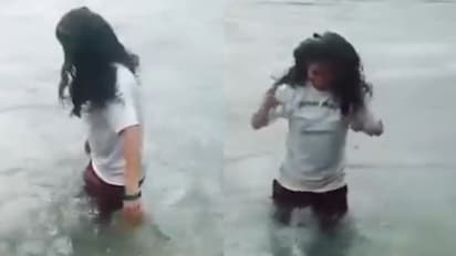 റീൽസെടുക്കാൻ മകളുടെ കൈയിൽ ഫോൺ കൊടുത്ത് അമ്മ നദിയിലേക്കിറങ്ങി; ഒഴിക്കിൽപ്പെട്ട് കാണാതായ യുവതിക്കായി അന്വേഷണം