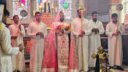 അയർലന്റിൽ തോമസ് മാർ അലക്സന്ത്രിയോസിൻ്റെ നേതൃത്വത്തിൽ പെസഹ ആചരിച്ചു