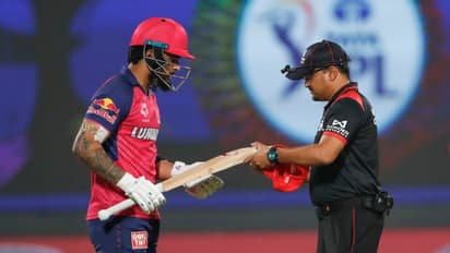 ഇനി ആ കളി നടക്കില്ല! ബാറ്റർമാർക്ക് വിലങ്ങ്, ബാറ്റ് പരിശോധനയ്ക്ക് പിന്നിലെന്ത്?