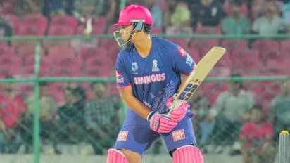 14ರ ಹರೆಯದಲ್ಲೇ ಐಪಿಎಲ್‌ಗೆ ಎಂಟ್ರಿ, ಮೊದಲ ಬಾಲಿಗೆ ಸಿಕ್ಸರ್: ವೈಭವ್ ಸೂರ್ಯವಂಶಿ ಹೊಸ ದಾಖಲೆ!