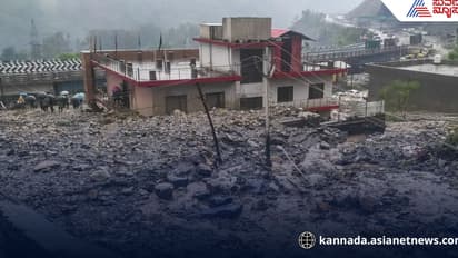 ಜಮ್ಮುವಿನಲ್ಲಿ ಮೇಘಸ್ಫೋಟ: 3 ಸಾವು, 100ಕ್ಕೂ ಹೆಚ್ಚು ಜನರ ರಕ್ಷಣೆ, ರಾಷ್ಟ್ರೀಯ ಹೆದ್ದಾರಿ ಸ್ಥಗಿತ!