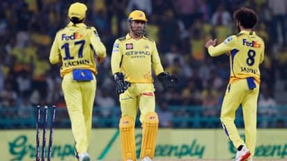 ഇത്രയും പൈസ ഉണ്ടായിട്ടും പന്തിനോ ശ്രേയസിനോ രാഹുലിനോ വേണ്ടി ശ്രമിച്ചില്ല, ചെന്നൈ ടീമിനെതിരെ റെയ്നയും ഹർഭജനും