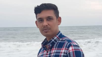 സ്വകാര്യ ബസുമായി കൂട്ടിയിടിച്ച് അപകടം; എറണാകുളത്ത് ബൈക് യാത്രികനായ യുവാവ് മരിച്ചു