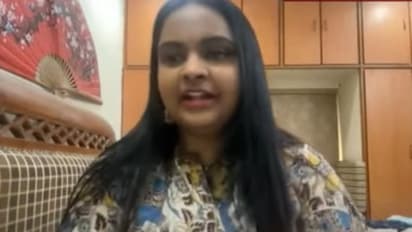 `పాడుతా తీయగా`లో మరో బాగోతం, గిఫ్ట్స్ ఇస్తే ఫేవర్‌గా జడ్జ్ మెంట్‌.. లేడీ సింగర్ మరో సంచలన ఆరోపణ