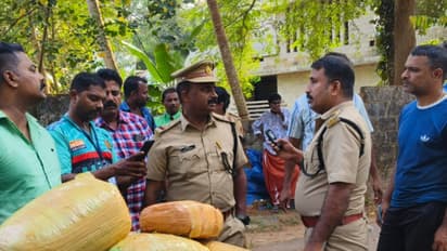 ബൈക്ക് തടഞ്ഞപ്പോൾ വൈഷ്ണവ് ഓടി, കൂടെയുണ്ടായിരുന്ന ആദര്ശ് പെട്ടു, രഹസ്യം പുറത്തായി, കാറിന്റെ ഡിക്കിയിൽ കഞ്ചാവ്