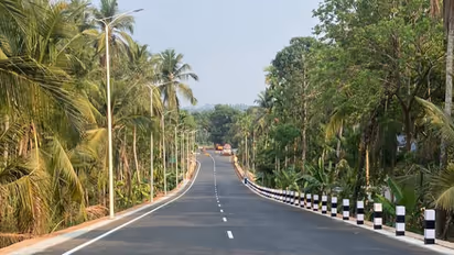 ഗതാഗത കുരുക്കഴിക്കാൻ 12 മീറ്റർ വീതിയിൽ കുറ്റ്യാടി ബൈപാസ്: 20 ഭൂവുടമകള്ക്കായി 4.64 കോടി, നഷ്ടപരിഹാര തുക കൈമാറി