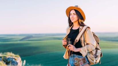 Female Solo Travelers ఒంటరి మహిళా ప్రయాణికులకు సేఫ్ దేశాలివి!