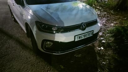 ടിഎൻ 67 ബിആർ 7070, തലപ്പുഴയിലെത്തിയ കാർ നാൽപ്പത്തി മൂന്നാം മൈലിൽ കുടുങ്ങി; രേഖകളില്ലാത്ത 57 ലക്ഷം കണ്ടെടുത്തു