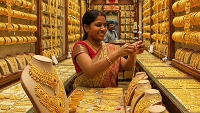 ₹1 ಲಕ್ಷ ದಾಟಿದರೂ ಇಳಿಯದ ಚಿನ್ನದ ಖರೀದಿ: ಬುಕ್ಕಿಂಗ್ 10ರಷ್ಟು ಹೆಚ್ಚಳ