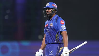 2 സിക്സ് അടിച്ചു തുടങ്ങി, പിന്നാലെ രോഹിത് മടങ്ങി, ഫയറായി റിക്കിൾടൺ; ലക്നൗവിനെതിരെ മുംബൈക്ക് നല്ല തുടക്കം