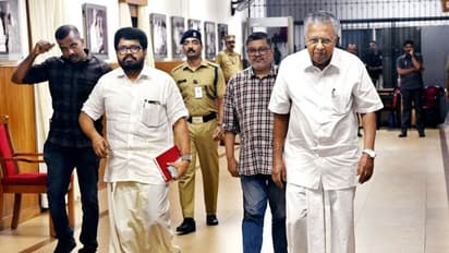 'പിണറായി സഹജീവികൾക്ക് വേണ്ടി സ്വയം കത്തിയെരിയുന്ന സൂര്യൻ, ത്യാഗപൂർണമായ ജീവിതം': കെ. കെ രാഗേഷ്