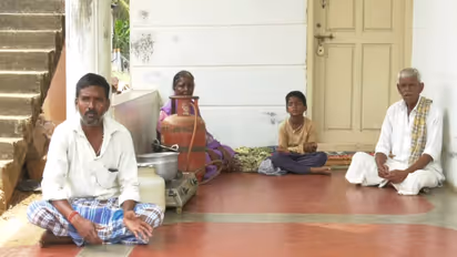 ಮೈಕ್ರೋ ಫೈನಾನ್ಸ್ ಸಾಲದ ಶೂಲ; ಯಶಸ್ವಿ ರೈತನ ಕುಟುಂಬವಾಯ್ತು ಬೀದಿ ಪಾಲು