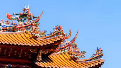 ഭക്തര്ക്ക് ഇനി അനുഗ്രഹം നേരിട്ട്, സംശയങ്ങൾക്ക് മറുപടിയും നൽകും, എഐ ദേവതയെ അവതരിപ്പിച്ച് മലേഷ്യയിലെ ക്ഷേത്രം