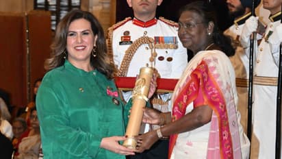 കുവൈത്ത് രാജകുടുംബാംഗത്തിന് പത്മശ്രീ, ഷെയ്ഖ അലി അൽ ജാബർ അൽ സബാഹിന് പുരസ്കാരം സമ്മാനിച്ച് ഇന്ത്യൻ രാഷ്ട്രപതി