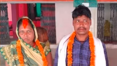 ಕಾಮಕ್ಕೆ ಕಣ್ಣಿಲ್ಲ: ಗಂಡ 4 ಮಕ್ಕಳಿದ್ದರೂ ಮೊಮ್ಮಗನ ಮದುವೆಯಾದ 50 ವರ್ಷದ ಮಹಿಳೆ