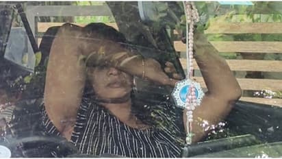 നഗരസഭയിലെ ഉന്നത ഉദ്യോഗസ്ഥ, ബിൽഡിംഗ് ഇൻസ്പെക്ടർ സ്വപ്ന, കൈനീട്ടി വാങ്ങിയത് 15000, കയ്യോടെ പിടികൂടി വിജിലൻസ്