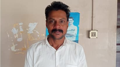 മുന്വൈരാഗ്യത്തിന്റെ പേരിൽ മദ്ധ്യവയസ്കനെ വെട്ടിക്കൊലപ്പെടുത്തിയ കേസില് പ്രതിക്ക് ശിക്ഷ വിധിച്ചു