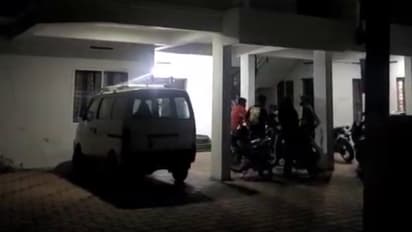 കൊച്ചിയിൽ ലഹരി മാഫിയ സംഘം 2 പേരെ തട്ടിക്കൊണ്ടുപോയി; അന്വേഷണം തുടങ്ങി പൊലീസ്