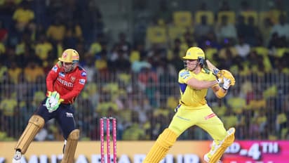 5 முறை சாம்பியனுக்கு இந்த நிலைமையா? பிளே ஆஃப் இழந்து பரிதாபமாக வெளியேறிய சிஎஸ்கே!