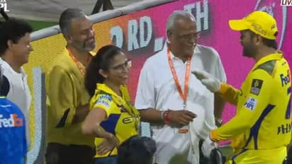 ಐಪಿಎಲ್‌ ಪ್ಲೇ ಆಫ್‌ನಿಂದ ಸಿಎಸ್‌ಕೆ ಹೊರಬೀಳುತ್ತಿದ್ದಂತೆಯೇ ಮಾಲೀಕರ ಜತೆ ಧೋನಿ ಸುದೀರ್ಘ ಮಾತುಕತೆ!