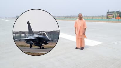 ganga expressway airstrip airshow rafale fighter jet trial shahjahanpur