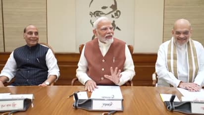 വെടിനിര്ത്തലിൽ മൗനം പാലിച്ച് കേന്ദ്രം; പാക് ഡിജിഎംഒ ഇന്ത്യയുമായി രണ്ടു തവണ ബന്ധപ്പെട്ടു, അമേരിക്കയും ഇടപെട്ടു