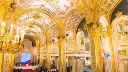 ரஷ்ய அதிபர் விளாடிமிர் புடினின் தங்கத்தினால் ஆன பிரமிக்க வைக்கும் மாளிகை; வீடியோ!!