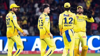 ராணுவத்துக்கு ஐபிஎல் அணிகள் பாராட்டு! சிஎஸ்கே சொன்னது தான் இதில் ஹைலைட்!