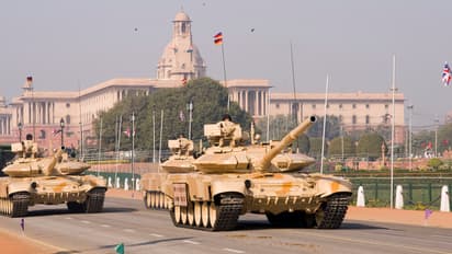 ഭീഷ്‍മരും അർജ്ജുനനുമൊക്കെ താണ്ഡവമാടും! ഈ ഇന്ത്യൻ ടാങ്കുകൾക്ക് മുന്നിൽ പാകിസ്ഥാൻ കരയും മോനേ!