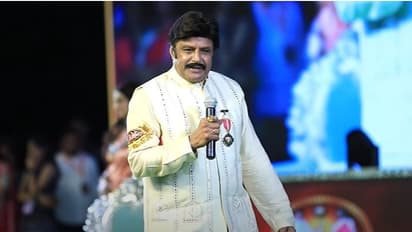 చాలామంది నటులు రాజకీయాల్లోకి వచ్చారు, అడ్రెస్ లేకుండా పోయారు.. పద్మభూషణ్ సన్మాన సభలో బాలయ్య 