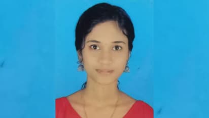 കൊല്ലത്ത് പ്ലസ്ടു വിദ്യാര്ത്ഥിനിയെ വീടിനുള്ളിൽ മരിച്ച നിലയിൽ കണ്ടെത്തി