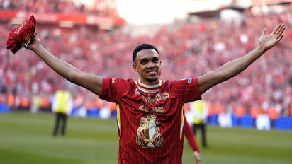 ലിവര്പൂളുമായുള്ള കരാര് അവസാനിപ്പിക്കാന് അര്നോള്ഡ്; താരം റയലിലേക്ക്