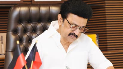 ஹஜ் பயணம் போறவங்களுக்கு ஹேப்பி நியூஸ்.! 25,000 ரூபாயை சுளையாக அள்ளிக்கொடுக்கும் தமிழக அரசு!