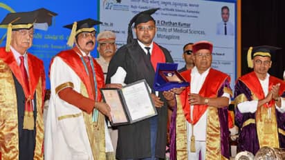 ಗ್ರಾಮೀಣ ಜನರ ಸೇವೆಗೆ ವೈದ್ಯರು ಸಮಯ ಮೀಸಲಿಡಿ: ಅಜೀಂ ಪ್ರೇಮ್‌ಜಿ