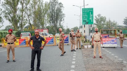 ജാഗ്രത കടുപ്പിക്കുന്നു; അമൃത്സര് വിമാനത്താവളം പൂര്ണമായും അനിശ്ചിത കാലത്തേക്ക് അടച്ചു