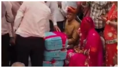 പെട്രോൾ പമ്പ്, 130 ഏക്കർ സ്ഥലം; മൊത്തം 15 കോടിയുടെ സ്ത്രീധനം, കണ്ണ് തള്ളി സോഷ്യല് മീഡിയ, വീഡിയോ