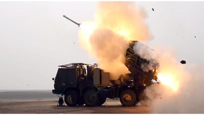 വെറും 44 സെക്കന്റിൽ തീ മഴ പെയ്യിക്കും! ശിവന്റെ വില്ലിന്റെ പേരുള്ള ഇന്ത്യയുടെ വജ്രായുധം - പിനാക