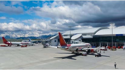 ആകാശത്ത് തീമഴ, യാത്രക്കാരുടെ ശ്രദ്ധക്ക്! 5 ദിവസത്തേക്ക് രാജ്യത്തെ 32 വിമാനത്താവളങ്ങൾ അടച്ചു; സമ്പൂർണ വിവരങ്ങൾ