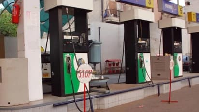 പാകിസ്ഥാനിൽ പരിഭ്രാന്തി, കടുത്ത ഇന്ധനക്ഷാമമെന്ന് റിപ്പോർട്ട്; 48 മണിക്കൂറിലേക്ക് പമ്പുകൾ അടയ്ക്കാൻ നിർദേശം