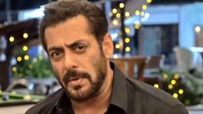 சைலண்டா இருந்து சர்ச்சையில் சிக்கிய சல்மான் கான் - போர் நிறுத்தம் பதிவு போட்டு நீக்கியதால் சர்ச்சை!