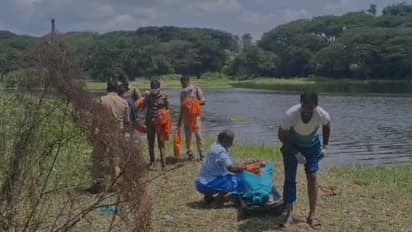 യാക്കരപ്പുഴയില്‍ യുവതി മരിച്ച നിലയില്‍, മൃതശരീരത്തിന് 5 ദിവസത്തെ പഴക്കം; ദുരൂഹതയെന്ന് പൊലീസ്