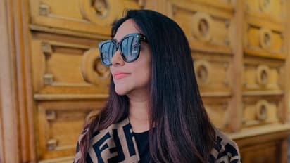 ದುಬಾರಿ ಸ್ಕಾರ್ಫ್‌ ಹಾಕಿ ವಿದೇಶದಲ್ಲಿ ಸುತ್ತಾಡಿದ ವಿಜಯಲಕ್ಷ್ಮೀ ದರ್ಶನ್!‌ ಆ ದುಡ್ಡಲ್ಲಿ ಮೊಬೈಲ್ ಬರತ್ತೆ! 